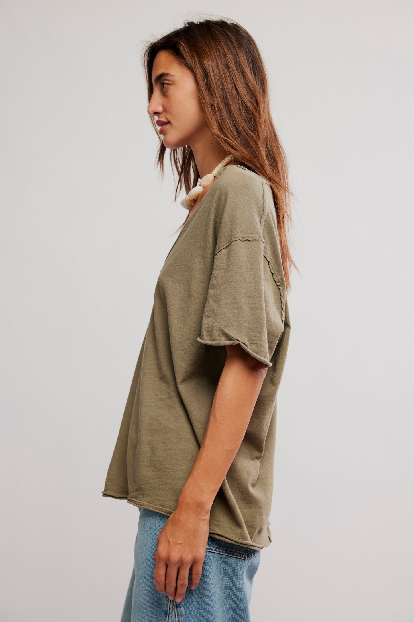 BOUTIQUE FREE PEOPLE WE THE FREE NINA V NECK TEE OLIVE STONE SIDE