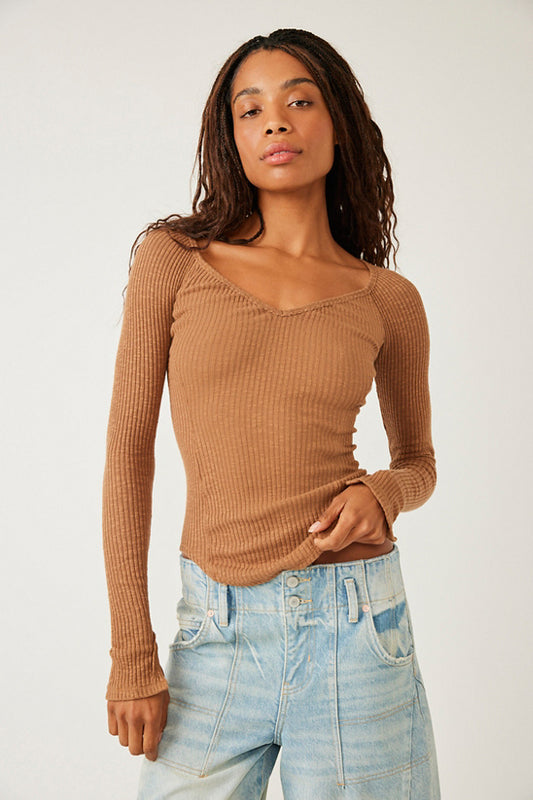 BOUTIQUE FREE PEOPLE WE THE FREE PASSING THRU LAYERING TOP FRONT OILED OAK