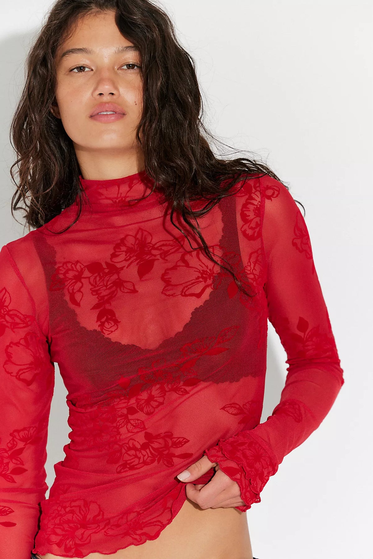 BOUTIQUE FREE PEOPLE YOU DECIDE LONG SLEEVE DEEP CHERRY FRONT
