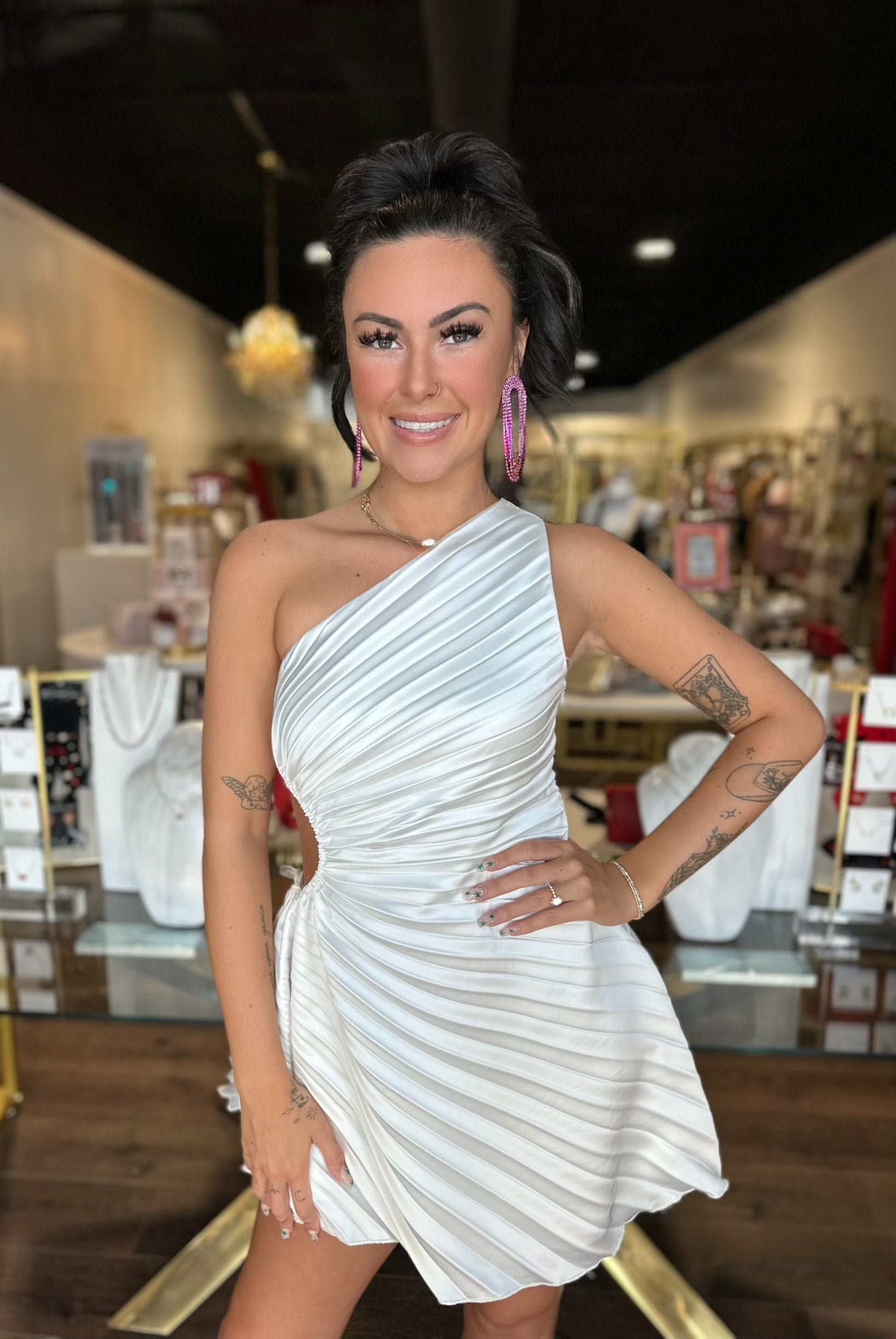 BOUTIQUE GOING PLACES MINI DRESS WHITE FRONT ON MODEL