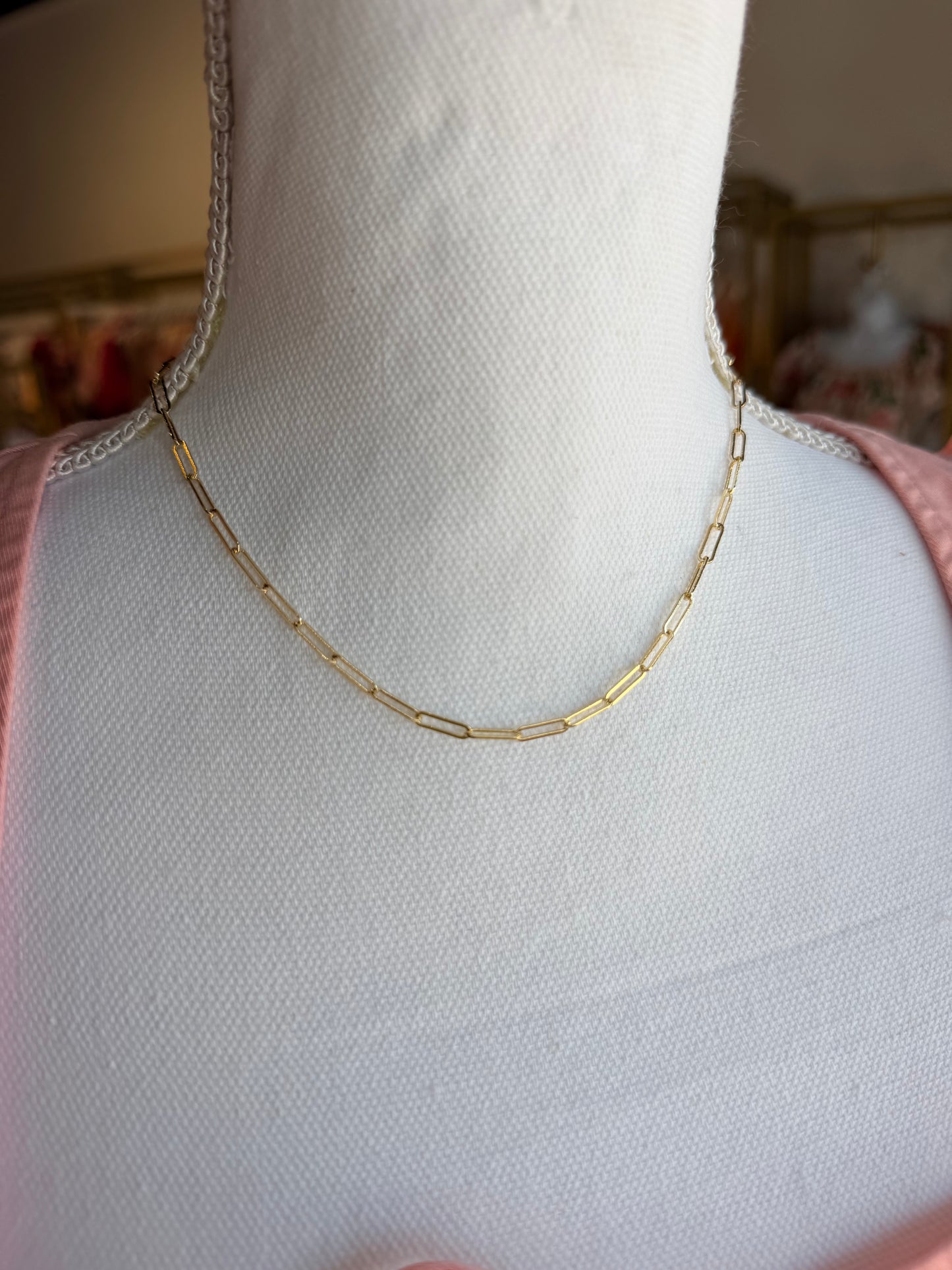 Kendra Scott gold paper clip chain necklace
