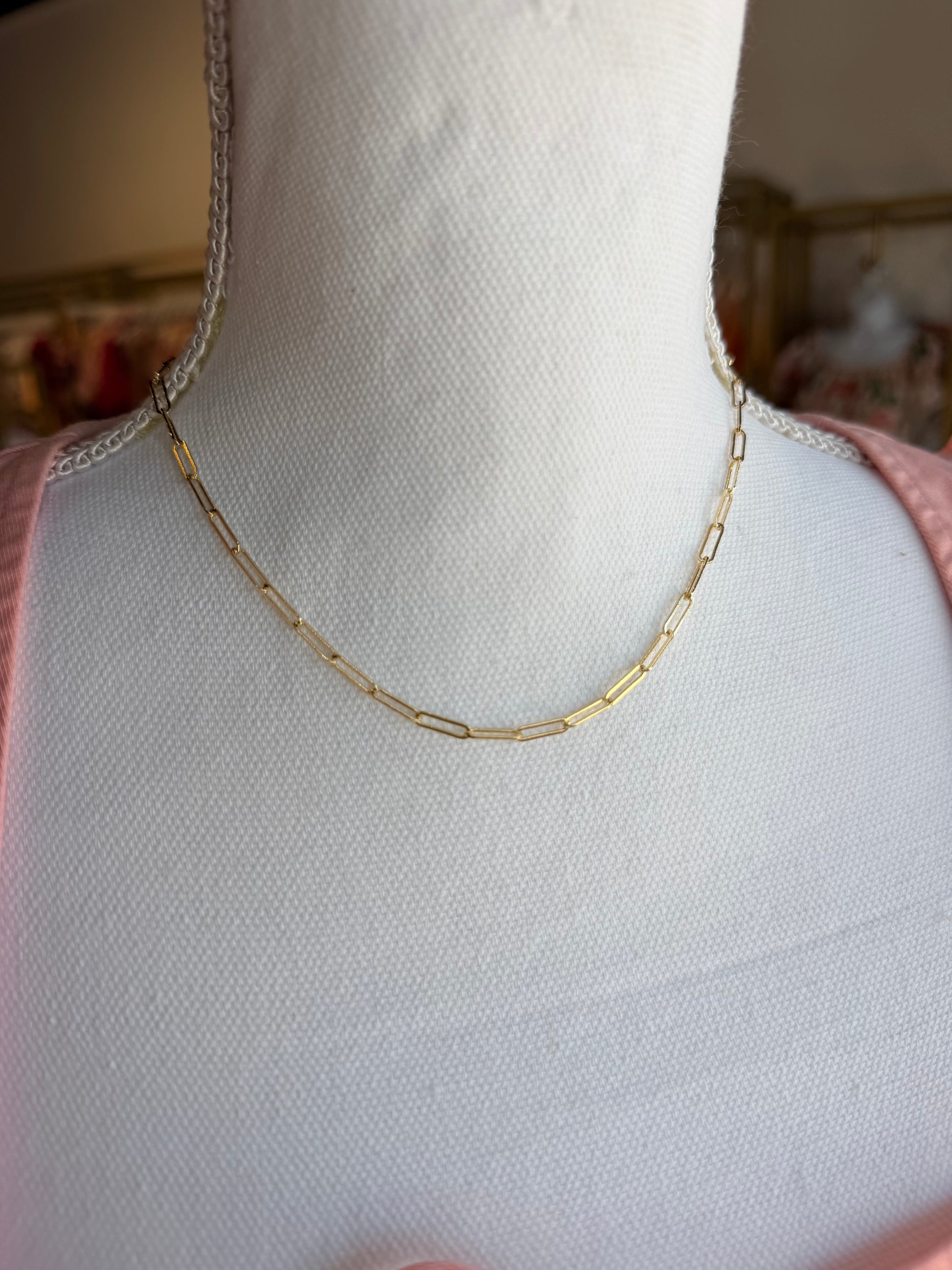 Kendra Scott gold paper clip chain necklace