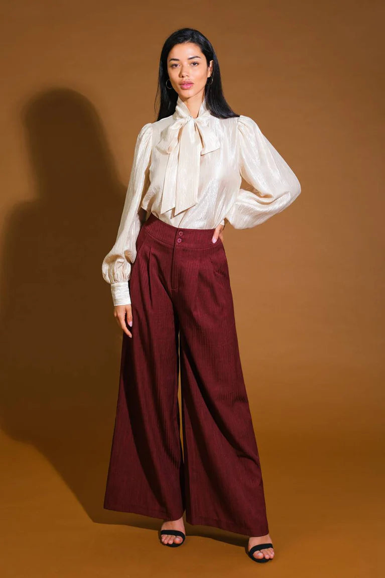 STUNNING ASPECT WOVEN TOP