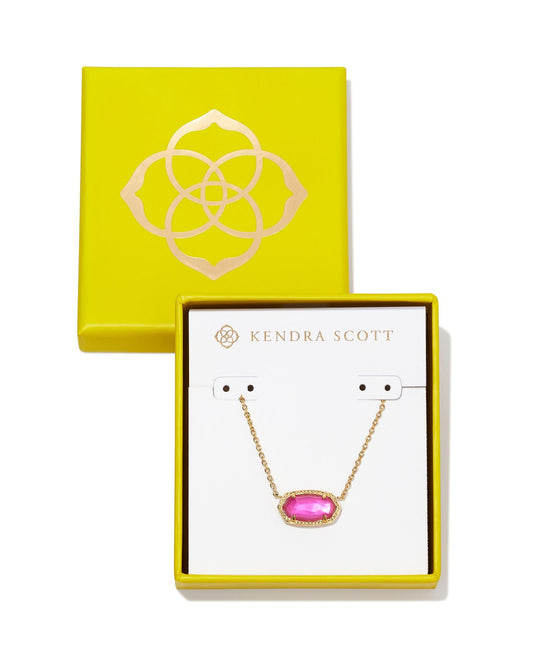 BOUTIQUE KENDRA SCOTT BOXED ELISA GOLD SHORT PENDANT NECKLACE IN AZALEA ILLUSION