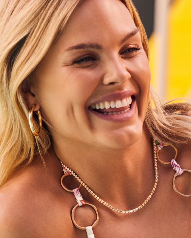 BOUTIQUE KENDRA SCOTT COLLETTE LARGE HOOP EARRINGS GOLD