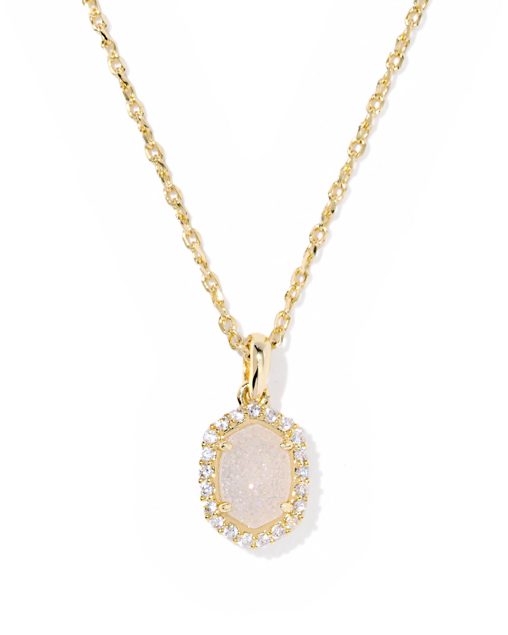 BOUTIQUE KENDRA SCOTT DAPHNE GOLD CRYSTAL FRAME SHORT PENDANT NECKLACE IN IRIDESCENT DRUSY