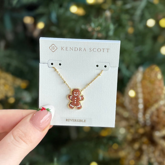 BOUTIQUE KENDRA SCOTT GINGERBREAD GOLD SHORT PENDANT NECKLACE IN BROWN GOLDSTONE IN HAND 