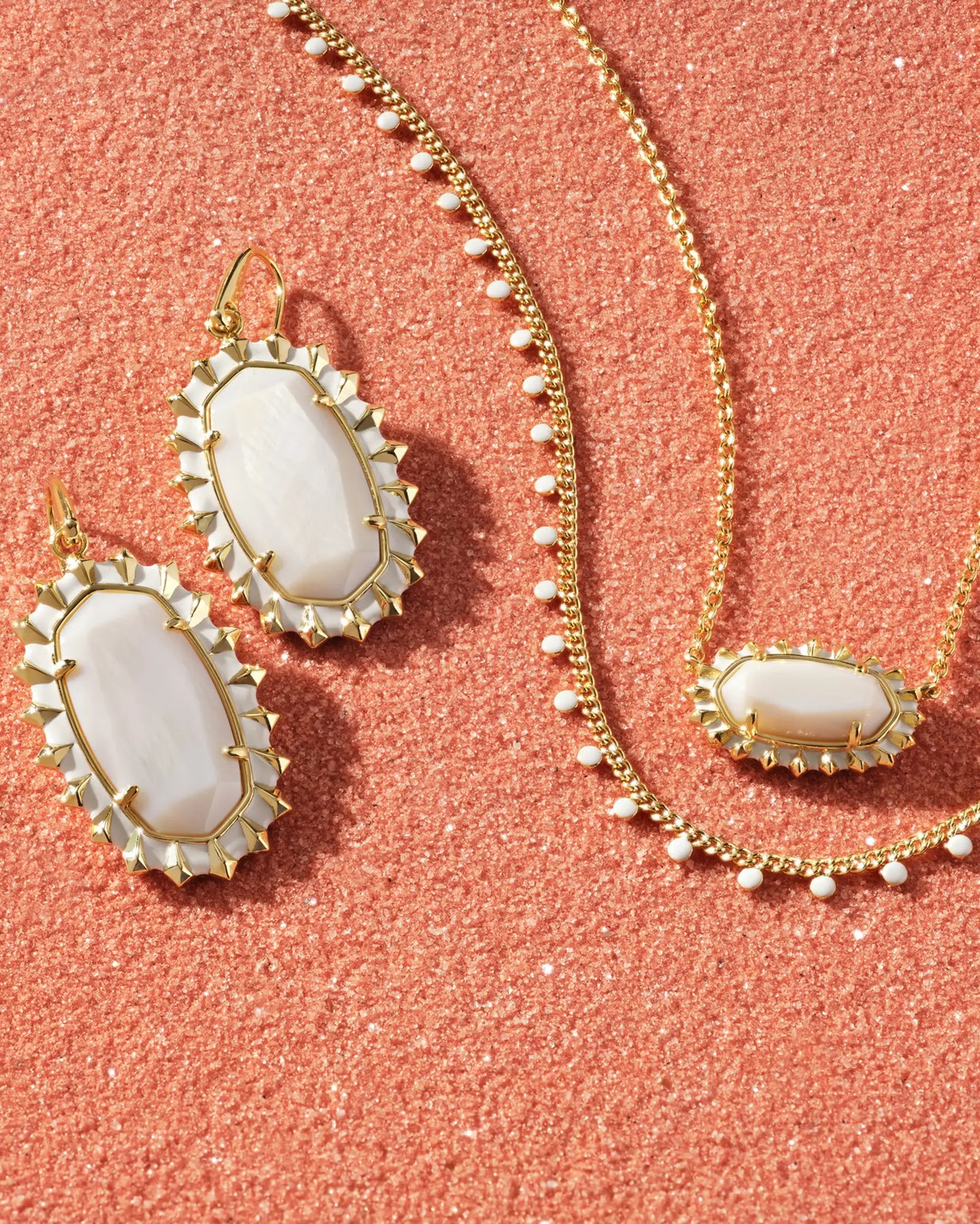 BOUTIQUE KENDRA SCOTT GOLD KELSEY STRAND NECKLACE WHITE ENAMEL 3