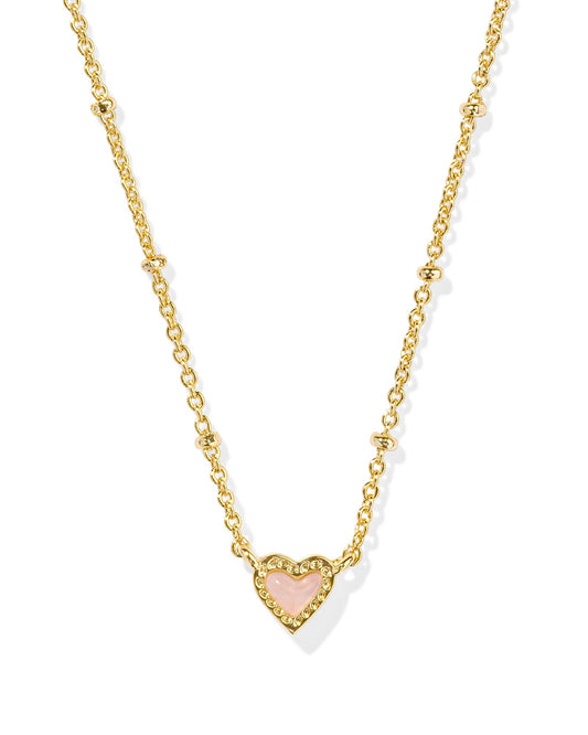 BOUTIQUE KENDRA SCOTT MINI ARI HEART GOLD SATELLITE SHORT PENDANT NECKLACE ROSE QUARTZ