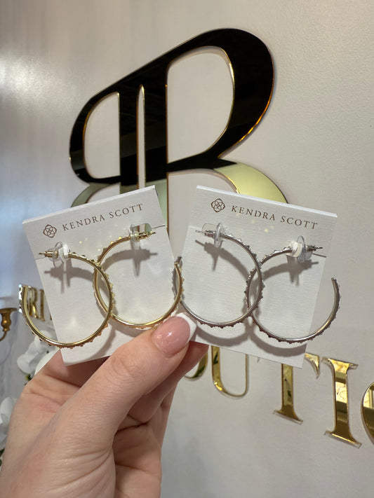 BOUTIQUE KENDRA SCOTT VERONIA HOOP EARRINGS IN WHITE CRYSTAL
