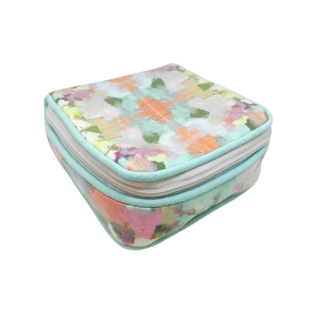 BOUTIQUE LAURA PARK BROOKS AVENUE JEWELRY CASE 2