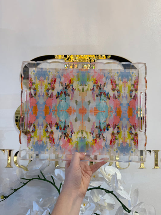 BOUTIQUE LAURA PARK BROOKS AVENUE SCALLOPED LARGE TRAY IN HAND