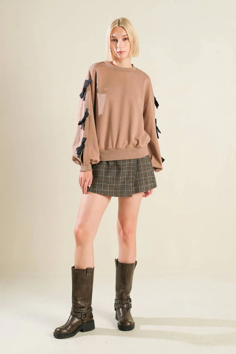 BOUTIQUE LOVE SO AMAZING SWEATER TOP TAUPE BLACK FRONT 3