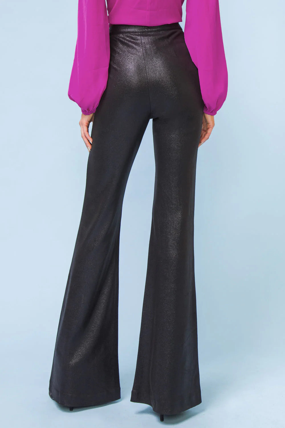 BOUTIQUE LOVING YOU KEEPS ME LEATHER PANTS BLACK BACK