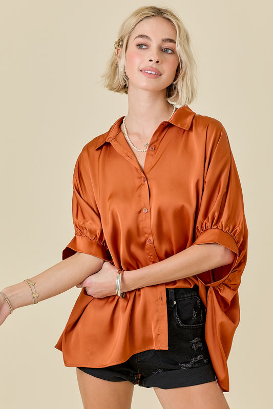 BOUTIQUE OVERSIZED SATIN BUTTON DOWN RUST FRONT