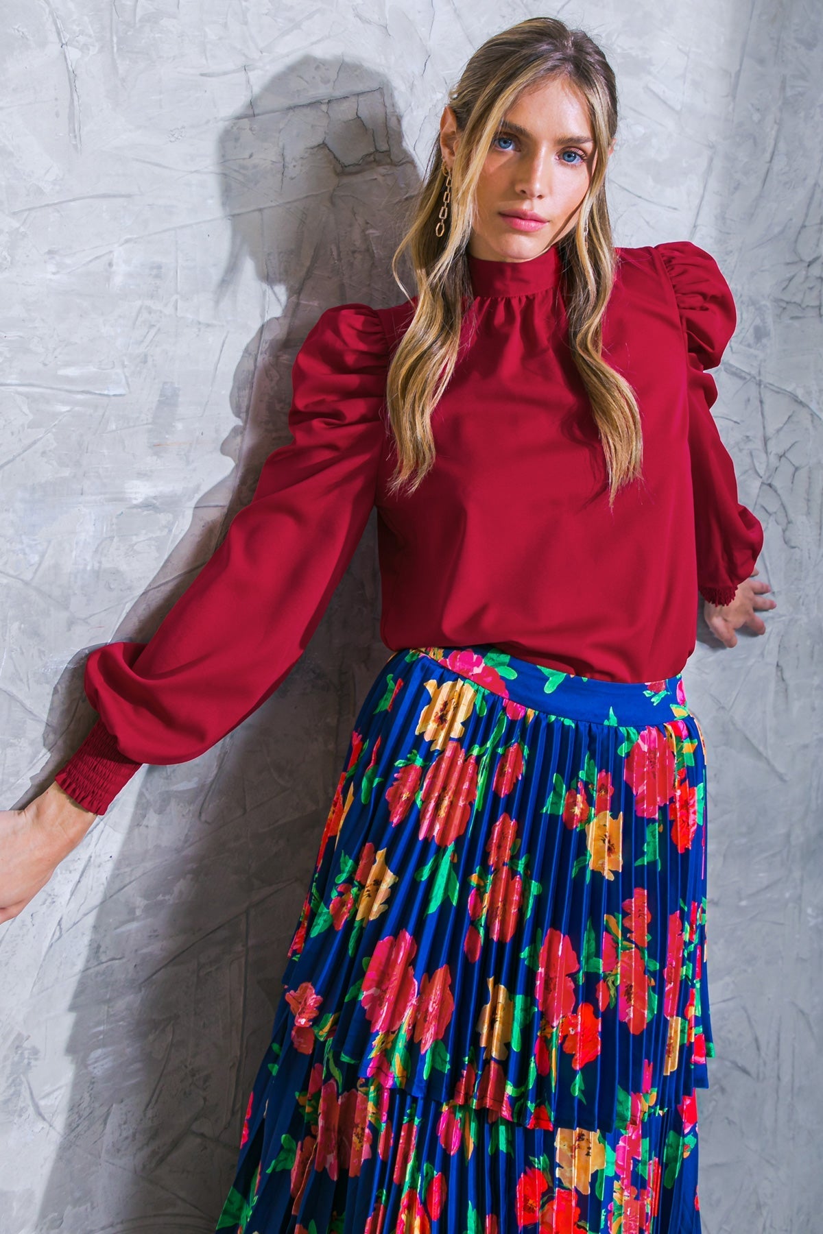 BOUTIQUE SET YOURSELF FREE BLOUSE DEEP RED FRONT