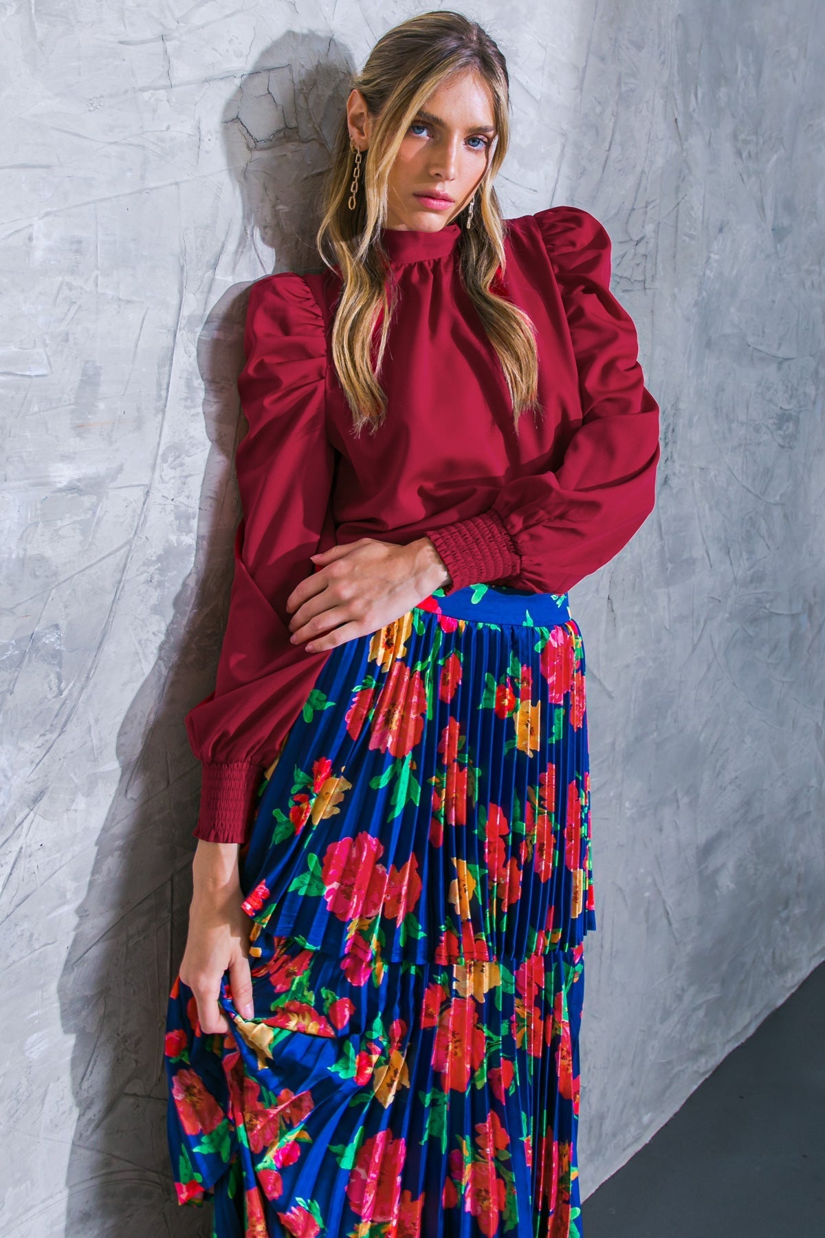 BOUTIQUE SET YOURSELF FREE BLOUSE DEEP RED FRONT 2