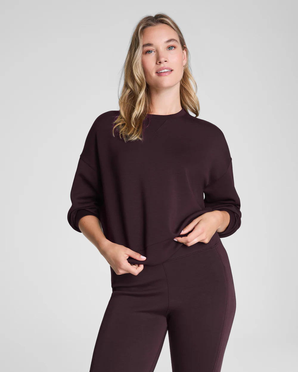 BOUTIQUE SPANX AIRESSENTIALS CREWNECK TRUFFLE BROWN FRONT
