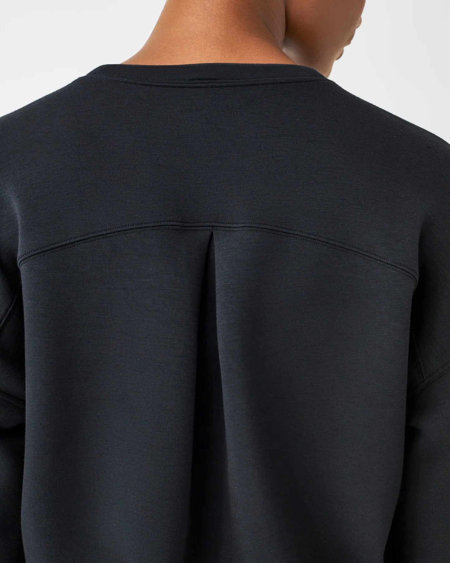 BOUTIQUE SPANX AIRESSENTIALS CREWNECK VERY BLACK BACK 2