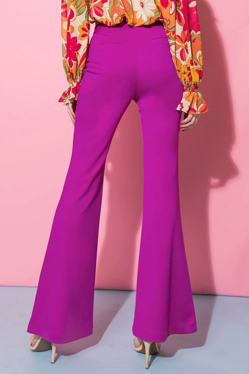PERO MEJORES PANTALONES Acampanados